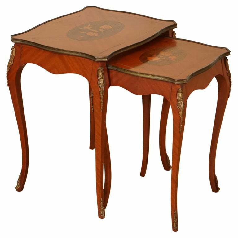 LOVELY VINTAGE FRENCH INLAID PARQUETRY SET OF 2 NESTING TABLES