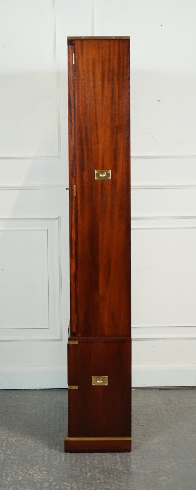 VINTAGE MILITARY CAMPAIGN BOOKCASE DISPLAY CABINET BRASS FITTINGS