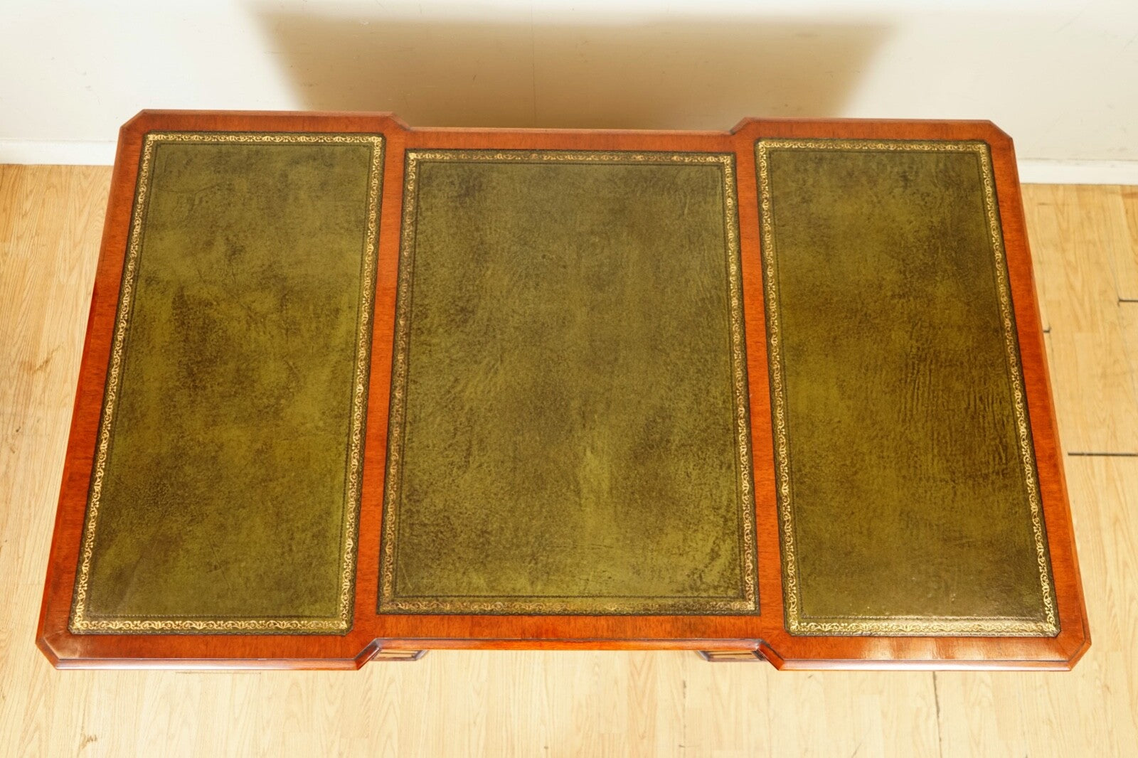 E.G HUDSON FULLY RESTORED TWIN PEDESTAL MAHOGANY DESK WITH GREEN LEATHER TOP