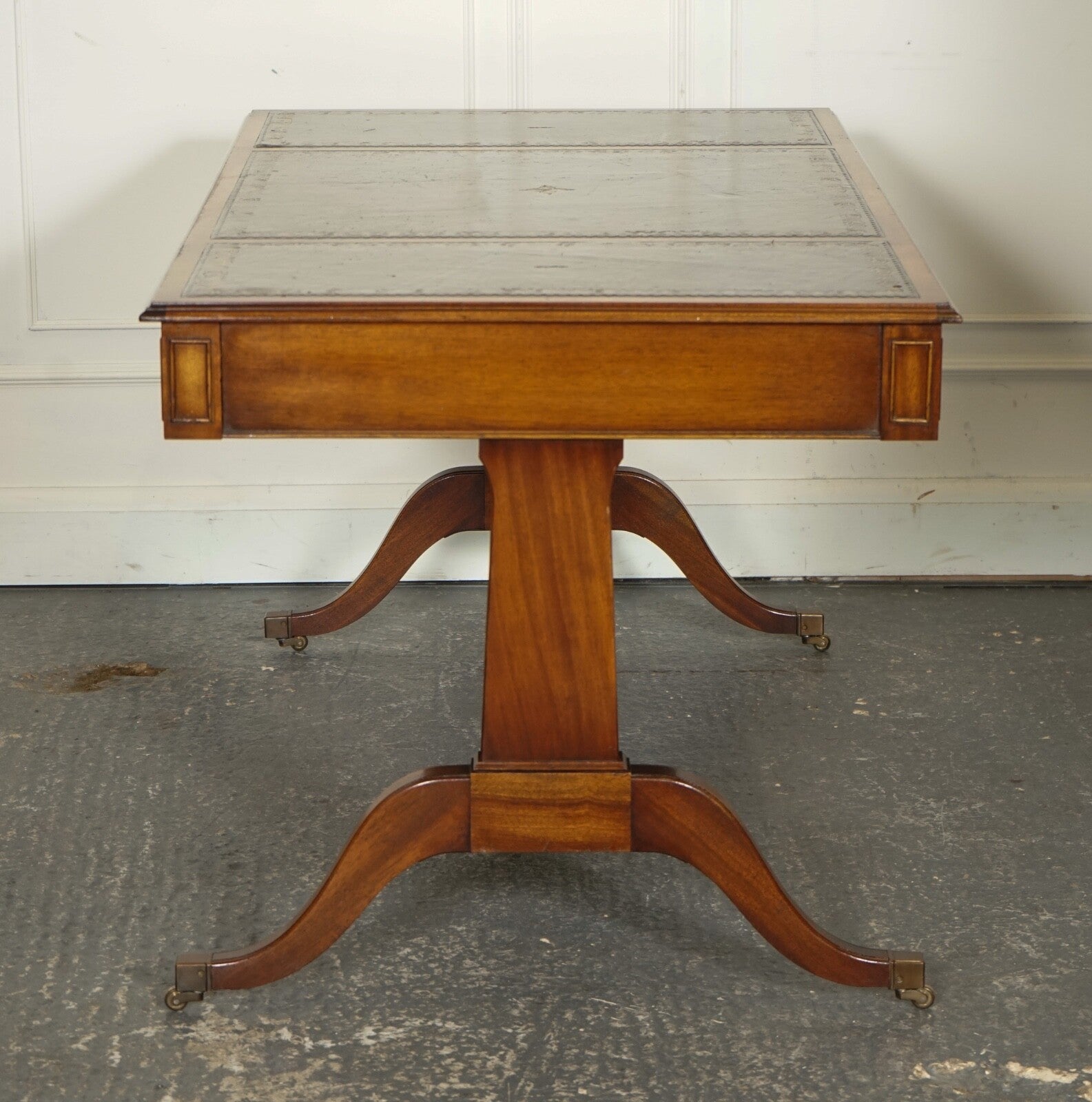 BEVAN FUNNEL REGENCY STYLE TWO DRAWERS WRITING OFFICE DESK TABLE GREEN LEATHER