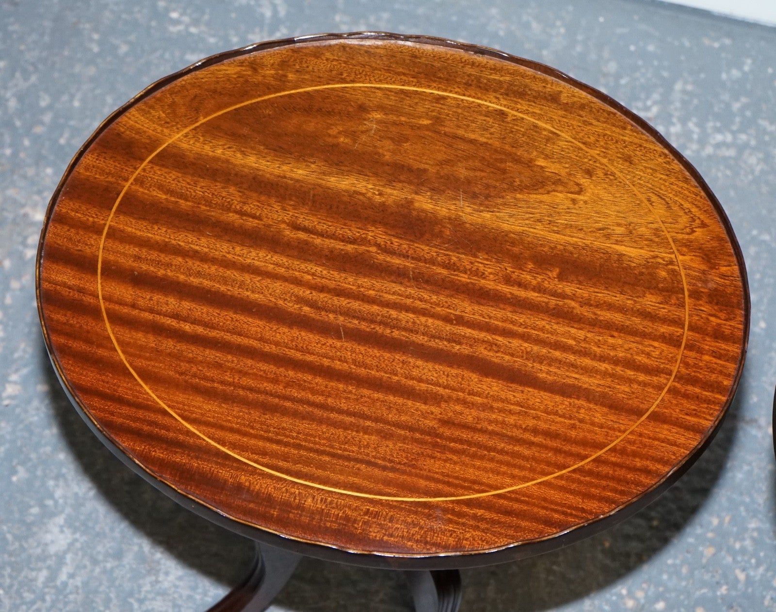 VINTAGE PAIR OF MAHOGANY SIDE END WINE TABLE WITH GALLERY RAIL PIE CRUST BORDER