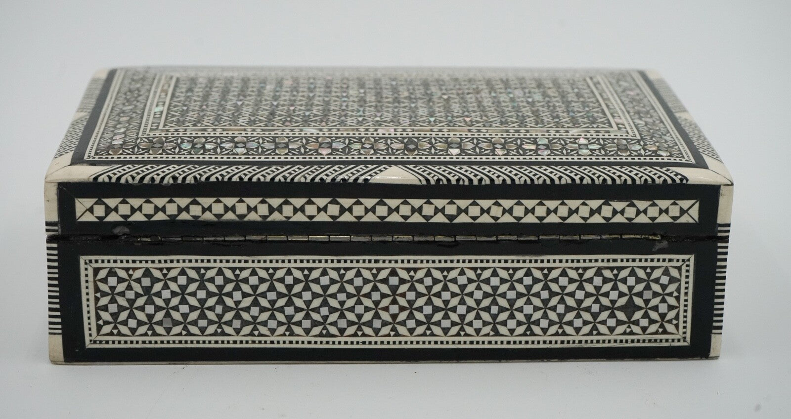 MOORISH MICRO MOSAIC INLAID MOTHER OF PEARL TRINKET JEWELLERY STORAGE BOX