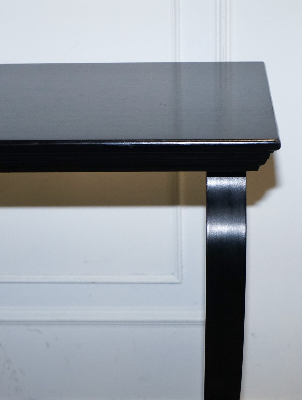 LOVELY BLACK FRENCH BAROQUE STYLE CONSOLE TABLE SIDEBOARD