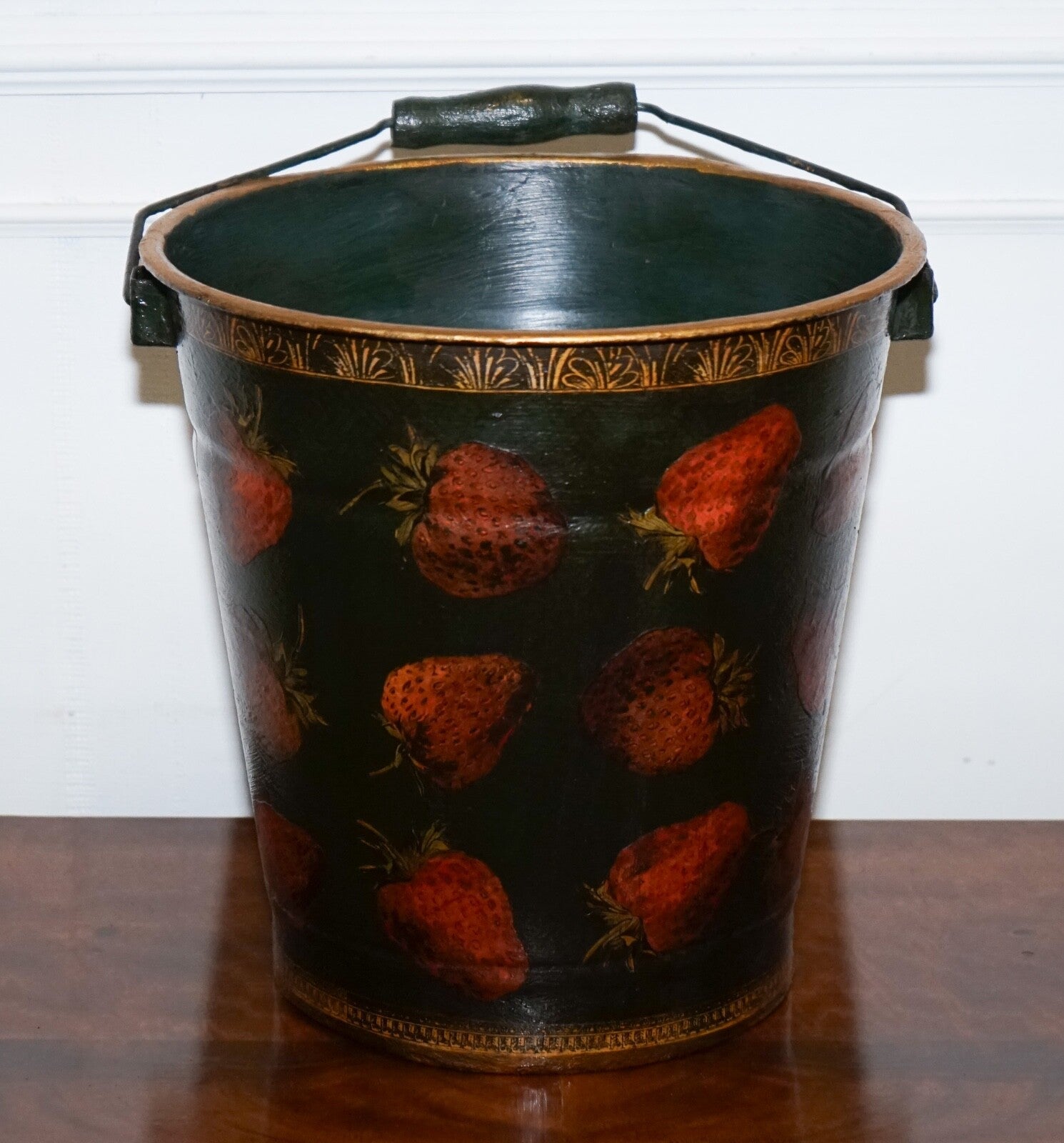 VINTAGE METAL TRADITIONAL DECOUPAGE BIN OR PLANTER BUCKET STRAWBERRY DECORATIONS