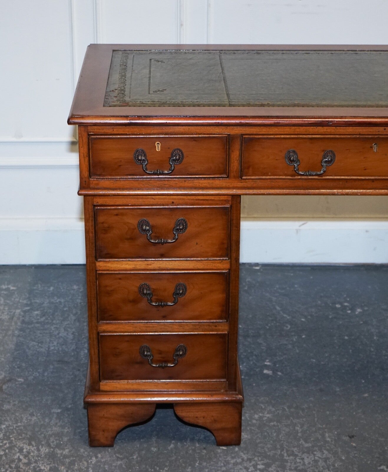 VINTAGE YEW WOOD TWIN PEDESTAL GREEN LEATHER TOP DESK