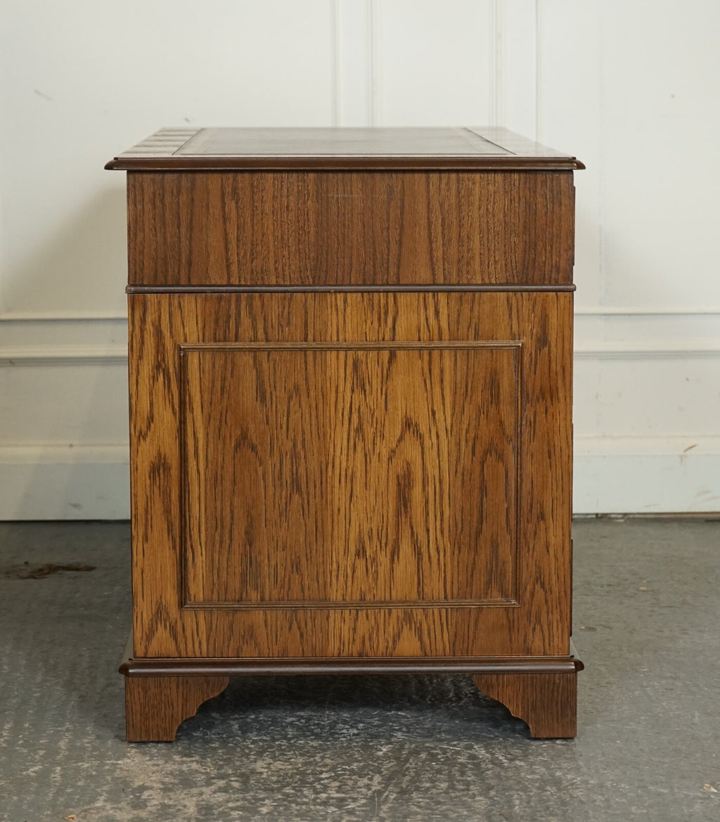 VINTAGE OAK OFFICE PEDESTAL DESK BROWN LEATHER TOP PART OF SUITE