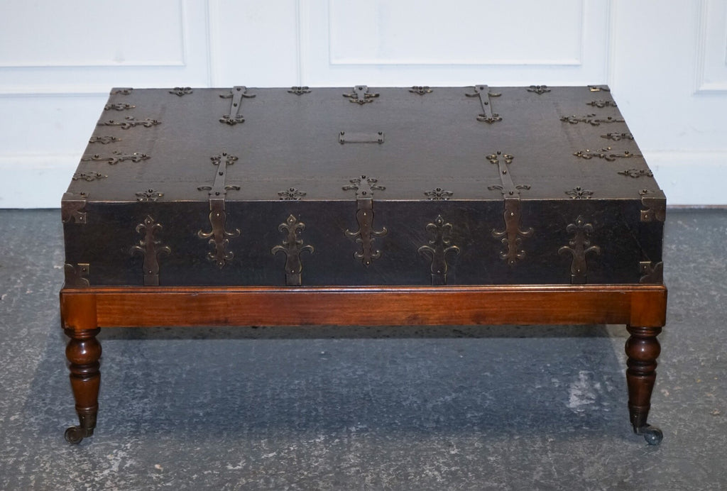THEODORE ALEXANDER EXQUISITE LARGE COFFEE TABLE DRAWERS ON BOTH SIDES