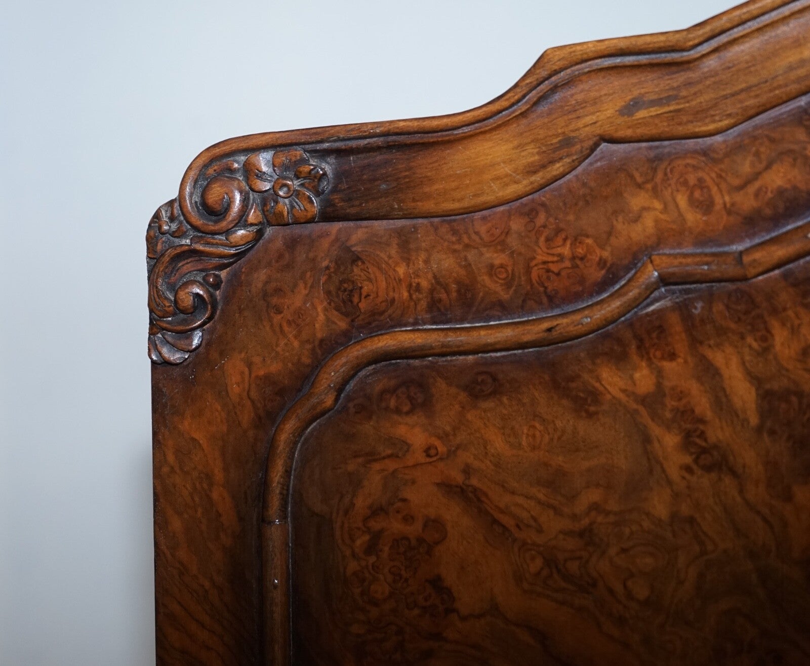GORGEOUS ART DECO BURR WALNUT DOUBLE WARDROBE WITH MiRROR