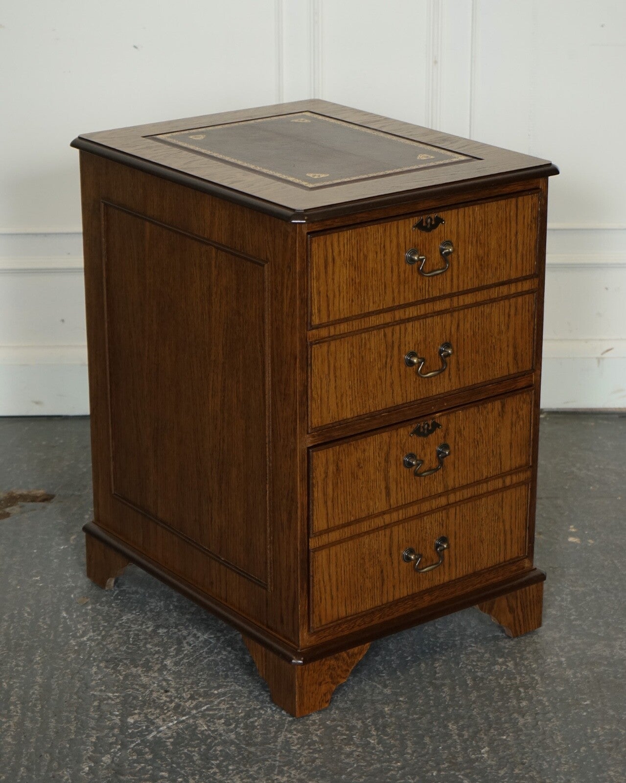 VINTAGE OAK OFFICE FILLING CABINET TWO DRAWERS BROWN LEATHER TOP PART OF SUITE