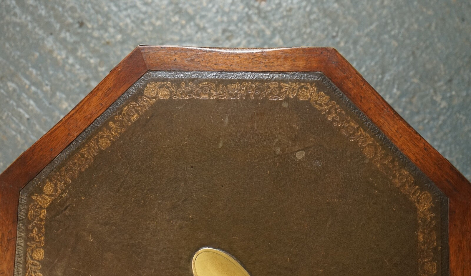 REVOLVING MILITARY CAMPAIGN REGENCY STYLE DRUM SIDE END TABLE BEVAN FUNNELL
