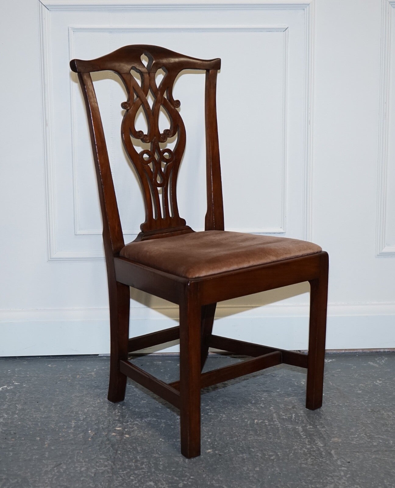 LOVELY CHIPPENDALE STYLE SET OF 6 DINING CHAIRS H FRAME