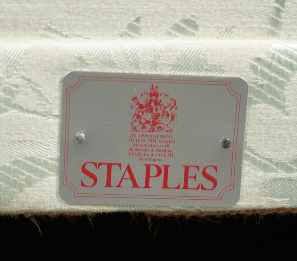 STAPLES & CO DOUBLE DIVAN & MATTRESS BED