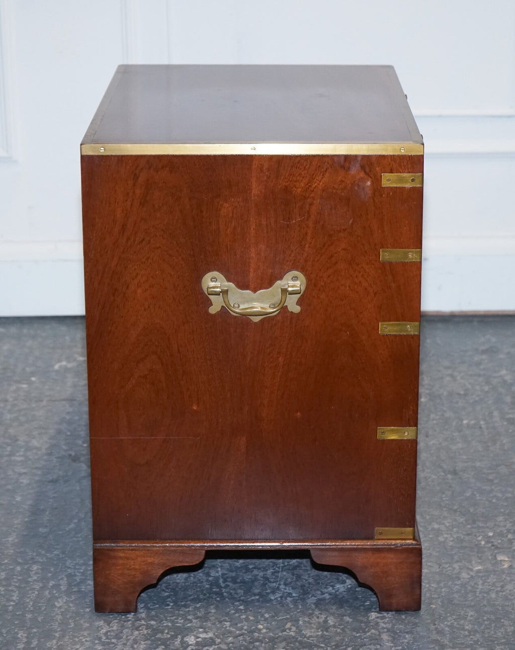 MILITARY CAMPAIGN SMALL CHEST OF DRAWERS SIDE TABLE WITH LEATHER SLIDE OUT TRAY