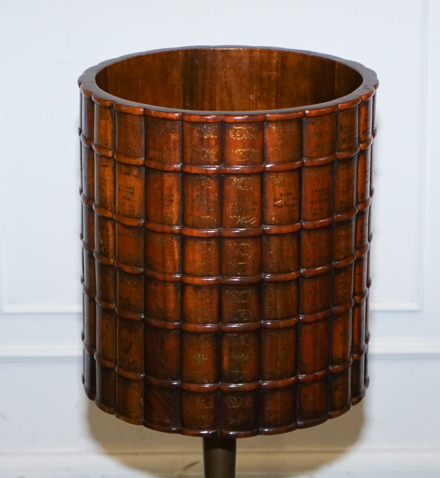 VINTAGE THEODORE ALEXANDER LEATHER FAUX BOOK WASTE BASKET OFFICE BIN