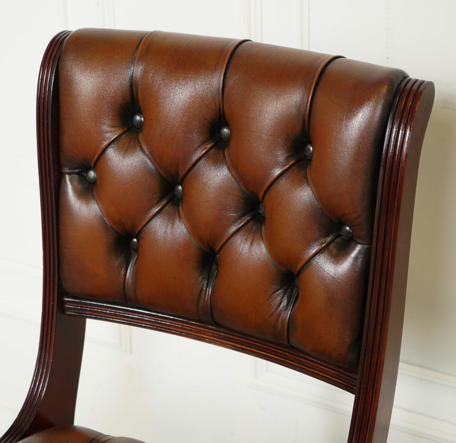SET OF 6 RESTORED CHESTERFIELD LEATHER DINING CHAIRS J1