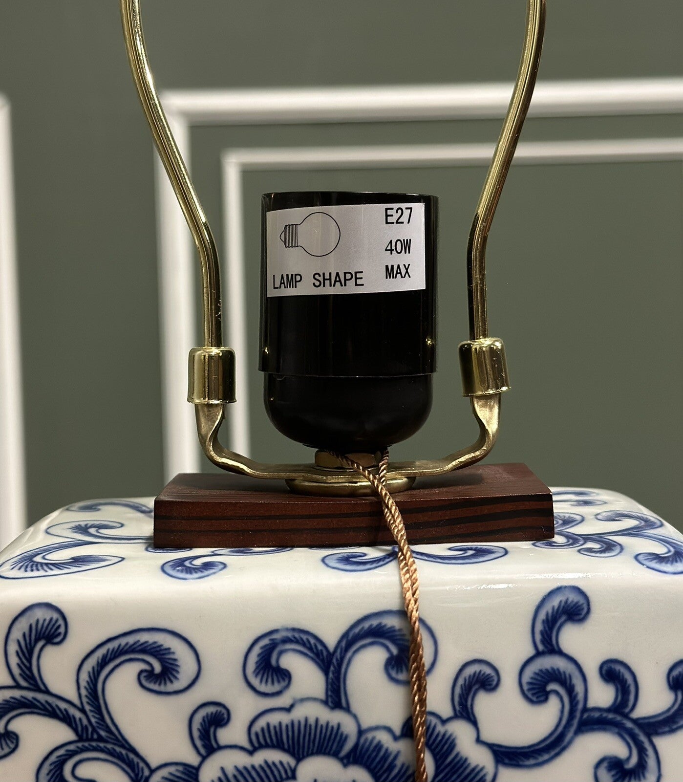 PAIR OF RALPH LAUREN BLUE & WHITE PORCELAIN TABLE LAMPS STUNNING CHINESE DESIGN