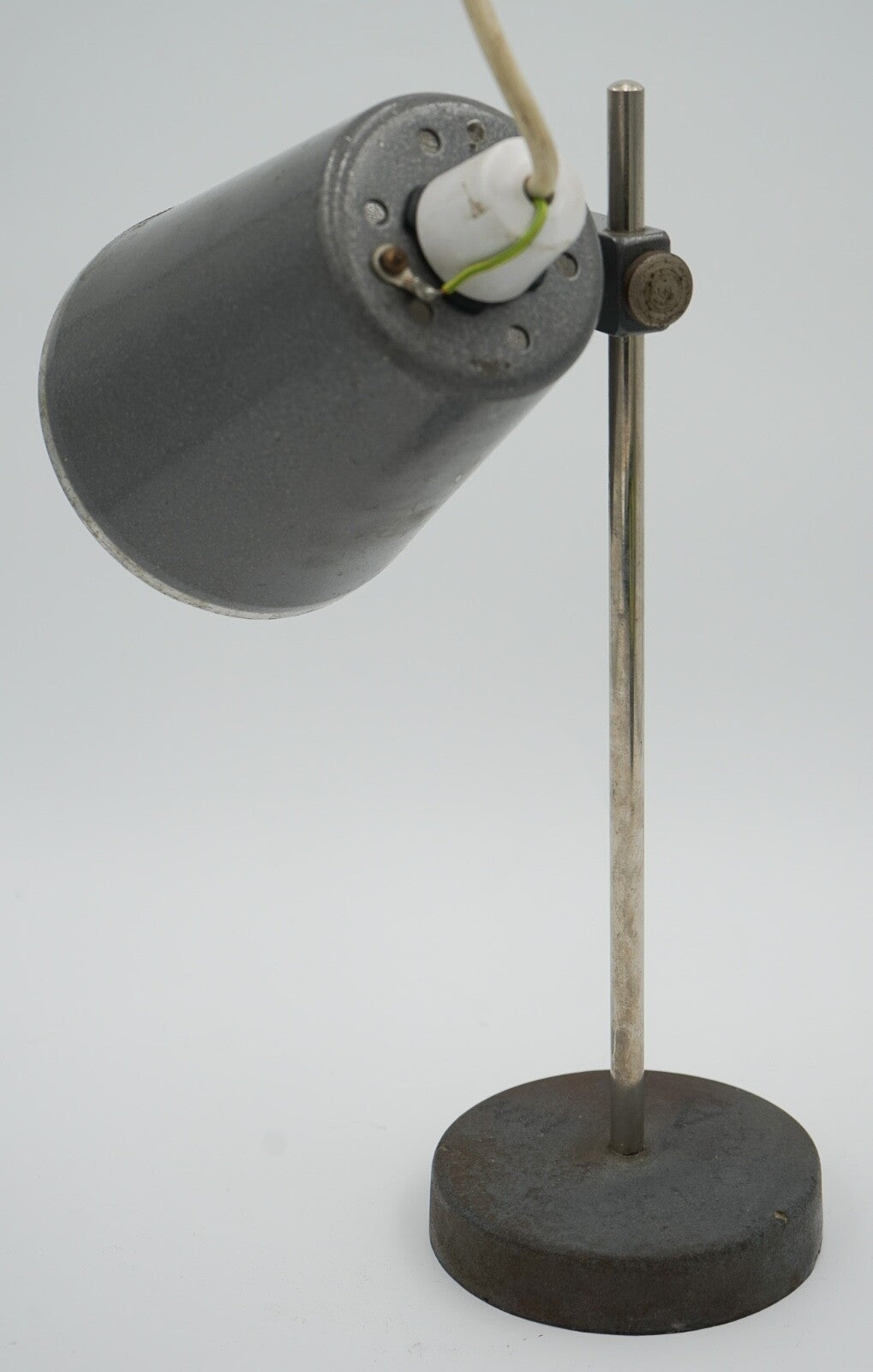 1940'S ENGLISH SALVAGED LABORATORY SCHOOL TABLE ADJUSTABLE LIGHT 006
