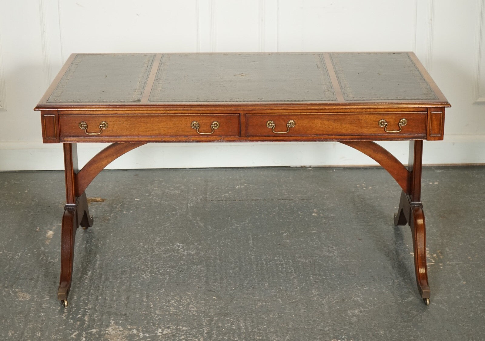 BEVAN FUNNEL REGENCY STYLE TWO DRAWERS WRITING OFFICE DESK TABLE GREEN LEATHER