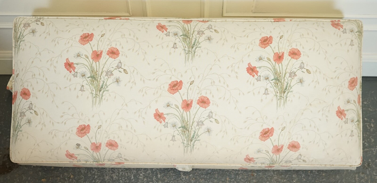LARGE ANTIQUE VICTORIAN POPPY FLOWER PATTERN FABRIC OTTOMAN CHEST TRUNK  J1