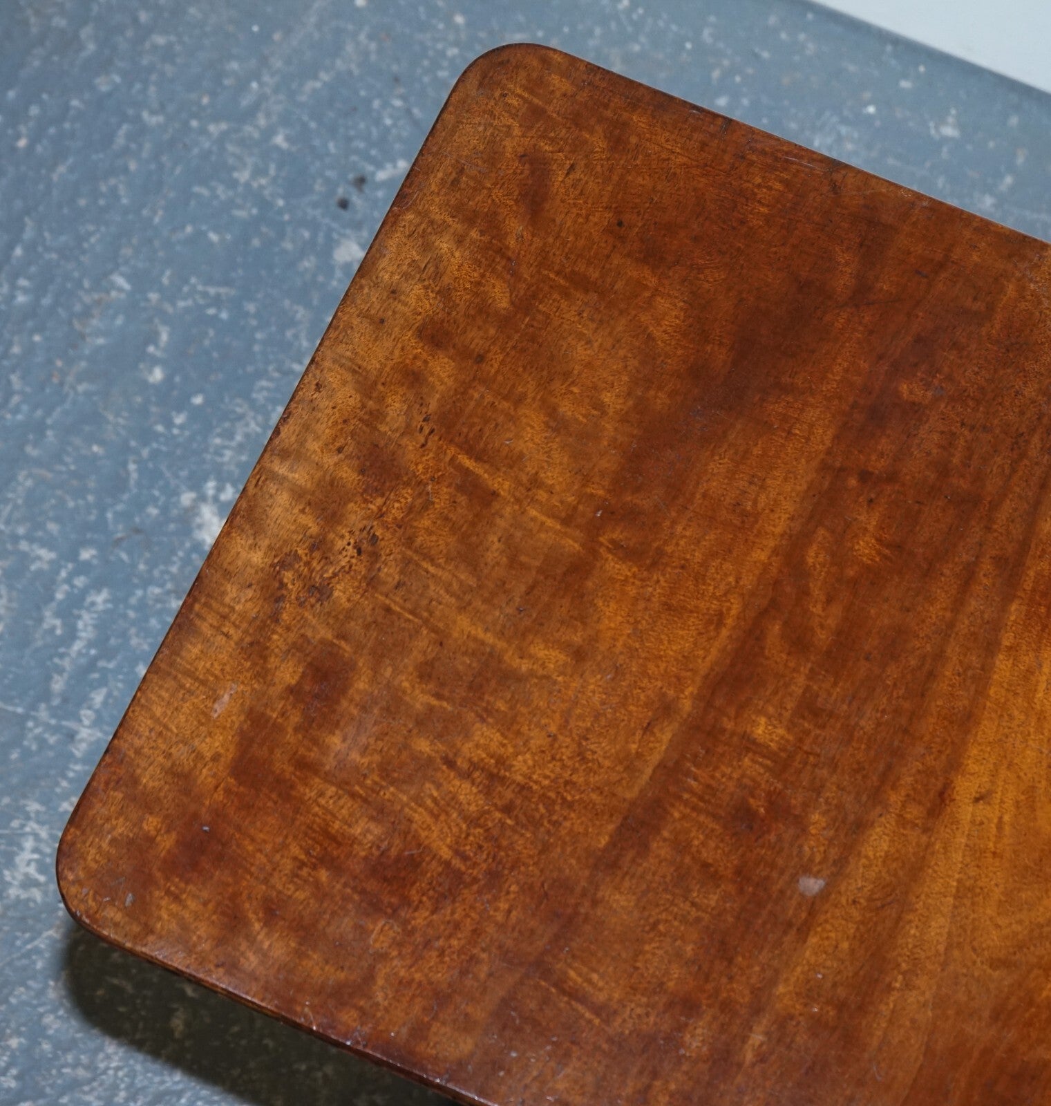 ANTIQUE 19TH CENTURY ENGLISH OAK RECTANGLE TRIPOD TILT TOP TABLE