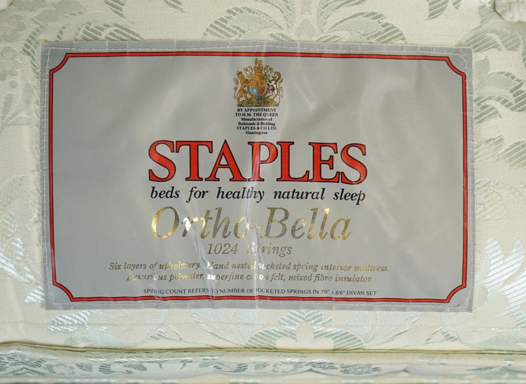 STAPLES & CO DOUBLE DIVAN & MATTRESS BED