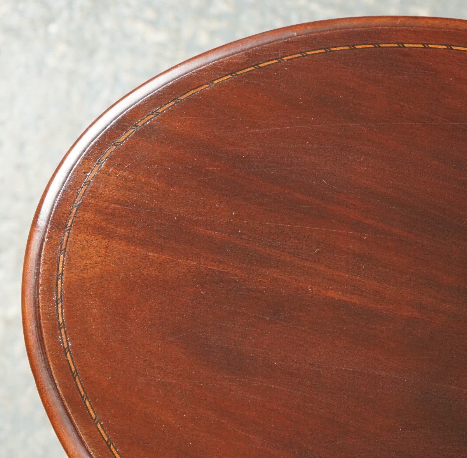 LOVELY ANTIQUE OVAL HARDWOOD SIDE PLANT TABLE J1