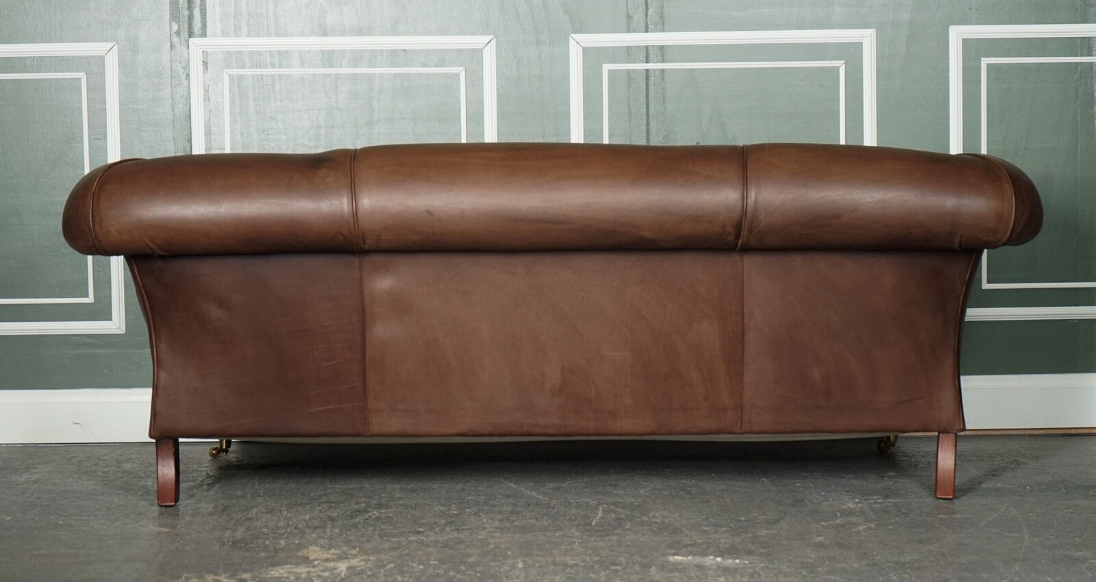STUNNING MADE TO ORDER LARGE HERITAGE BROWN LEATHER 2 TO 3 SEATER SOFA