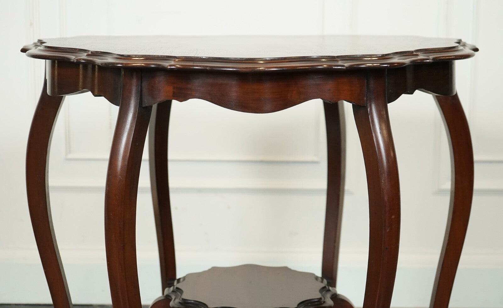 EDWARDIAN WALNUT SIDE END OCCASIONAL CENTRE TABLE J1