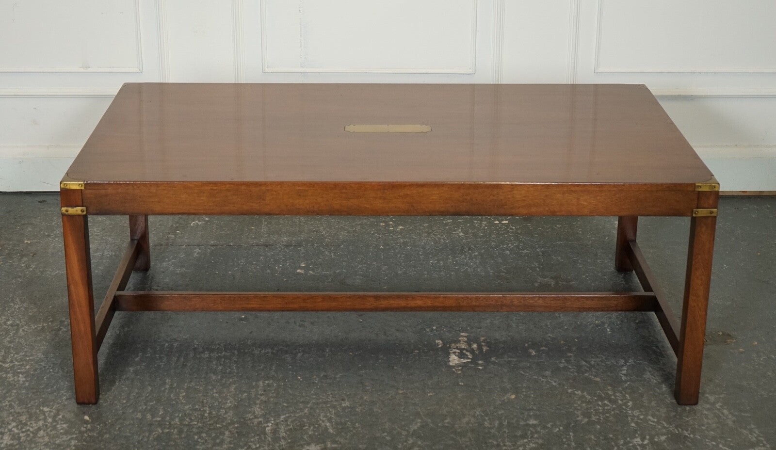 STUNNING LARGE VINTAGE HARRODS LONDON KENNEDY MILITARY CAMPAIGN COFFEE TABLE