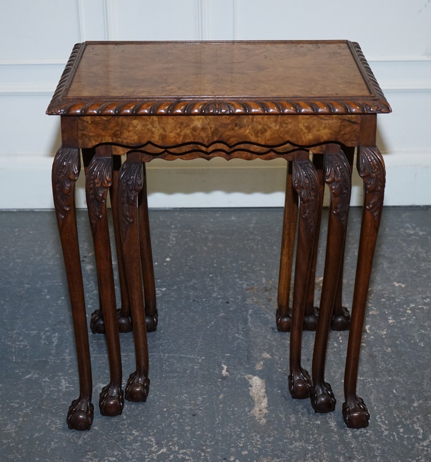 STUNNING BURR WALNUT NEST OF  THREE TABLES CARVED CLAW & BALL FEET