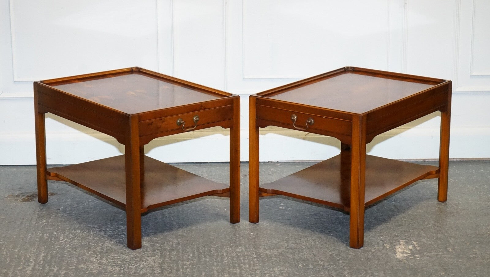 VINTAGE PAIR OF BEVAN FUNNELL YEW WOOD TWO TIERED SIDE LAMP SIDE TABLES