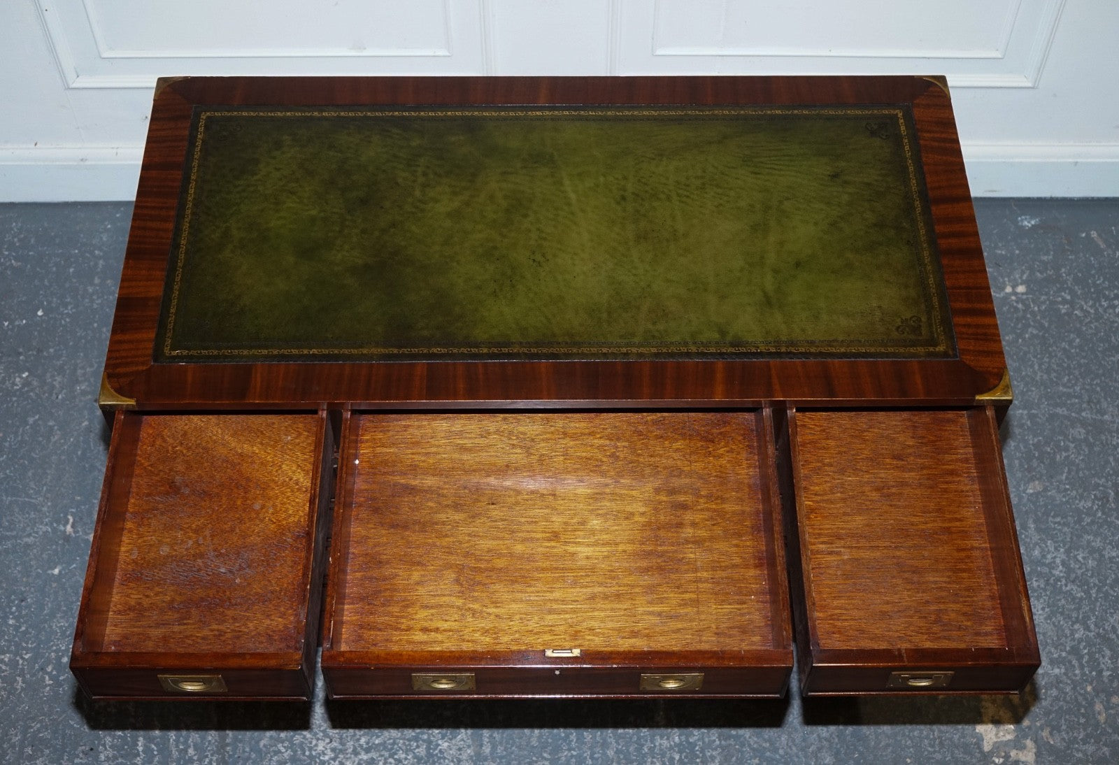 FINE RESTORED MILITARY CAMPAIGN TWIN PEDESTAL DESK WITH GREEN LEATHER TOP