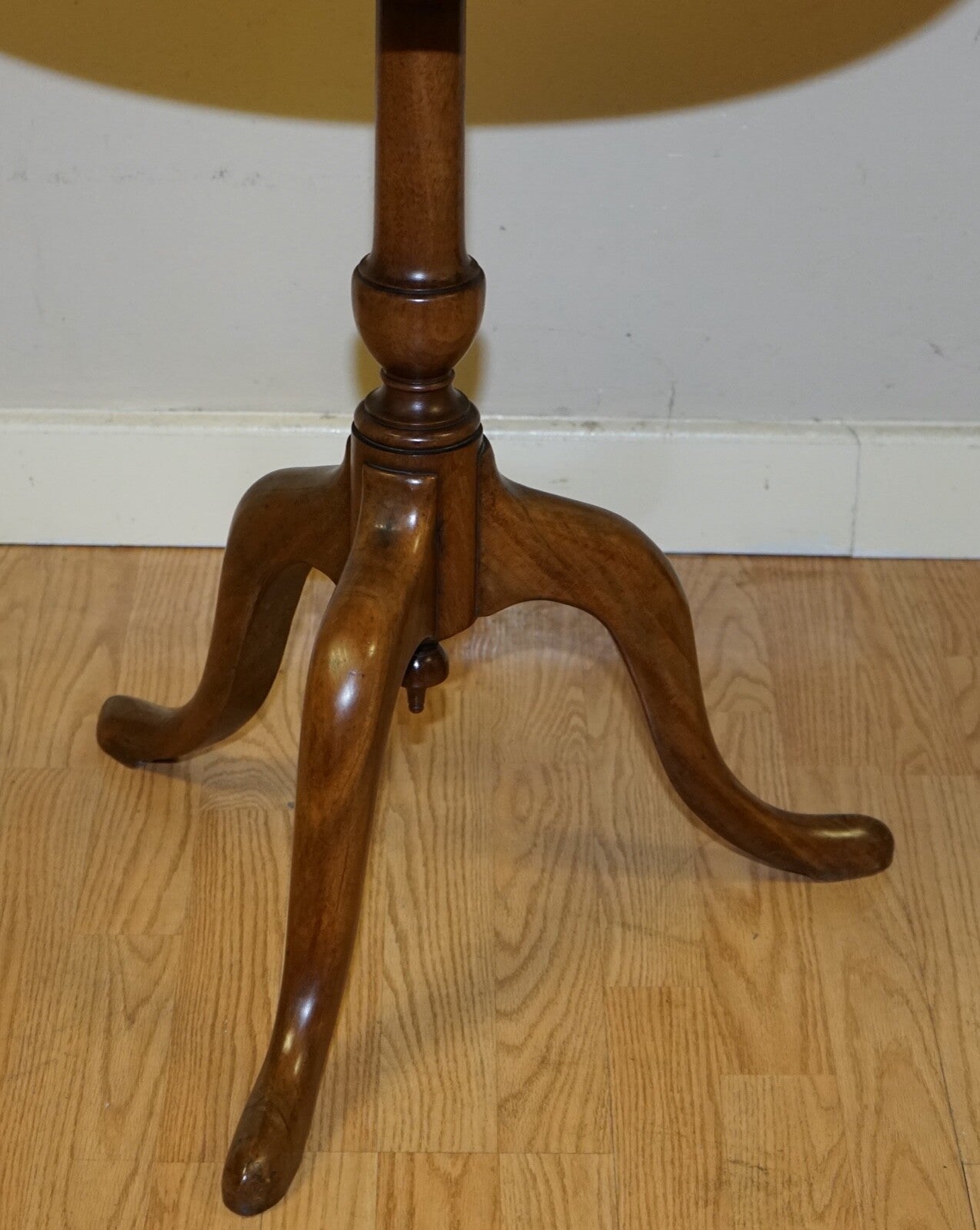 LARGE VICTORIAN CIRCA 1880 MAHOGANY QUEEN ANNE CIRCULAR 2 TIER DUMBWAITER TABLE
