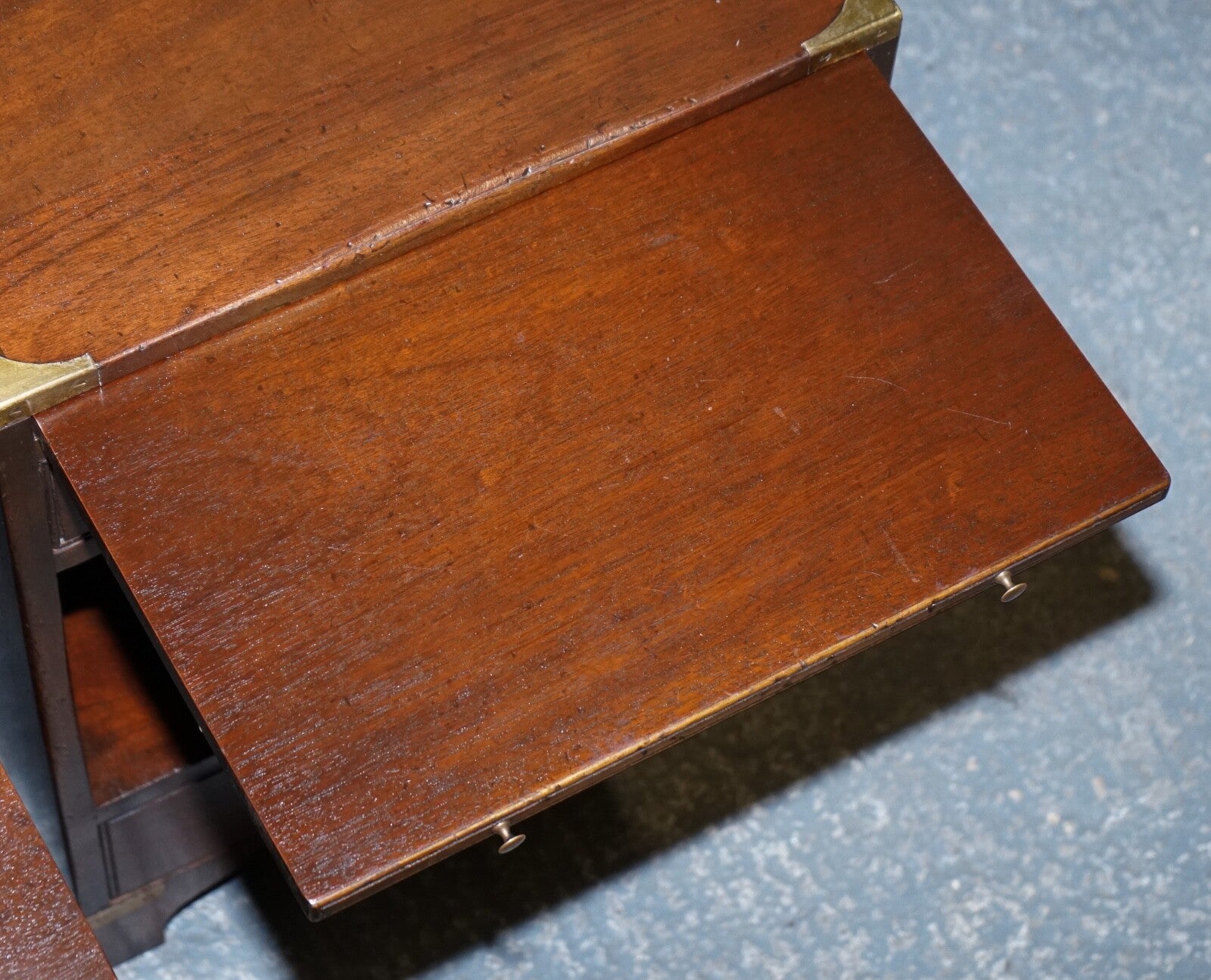 PAIR OF MILITARY CAMPAIGN BEVAN FUNELL BEDSIDE TABLES NIGHTSTANDS TWO DRAWERS