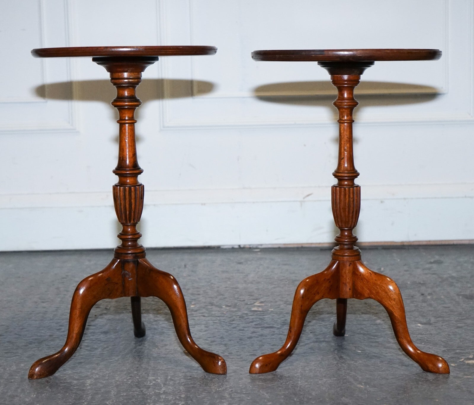 ANTIQUE 1920's MATCHED BROWN LEATHER TOP PAIR OF WINE END SIDE TABLE TRIPOD BASE