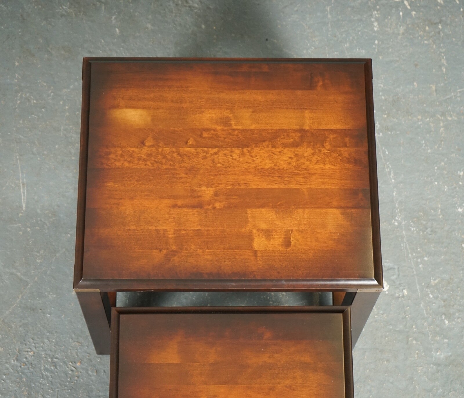 VINTAGE MAHOGANY & BRASS MILITARY CAMPAIGN NEST OF TABLES WITH DRAWER