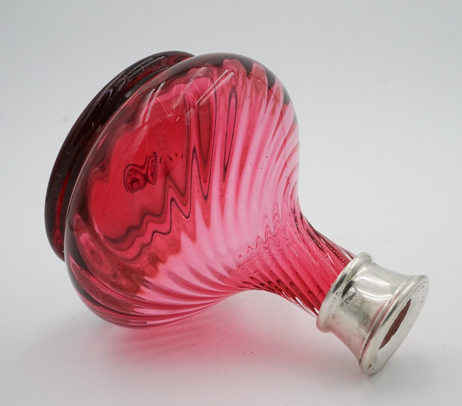 SILVER COLLARED HAND BLOWN CRANBERRY CRYSTAL DECANTER HARDWICKE COLLECTION