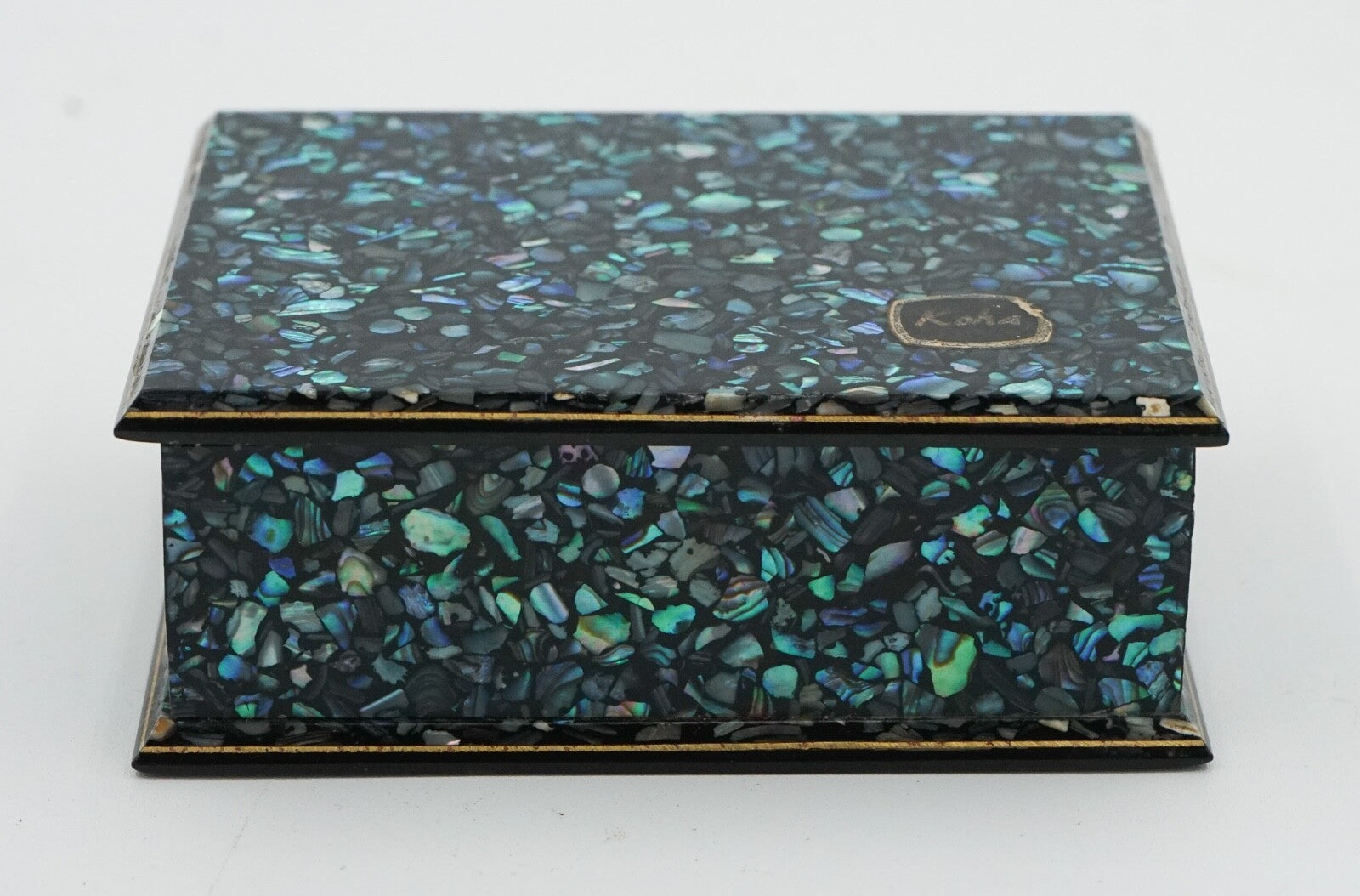 VINTAGE GENUINE PAUA SHELL ABALONE TRINKET JEWELERY STORAGE BOX FROM NEW ZEALAND