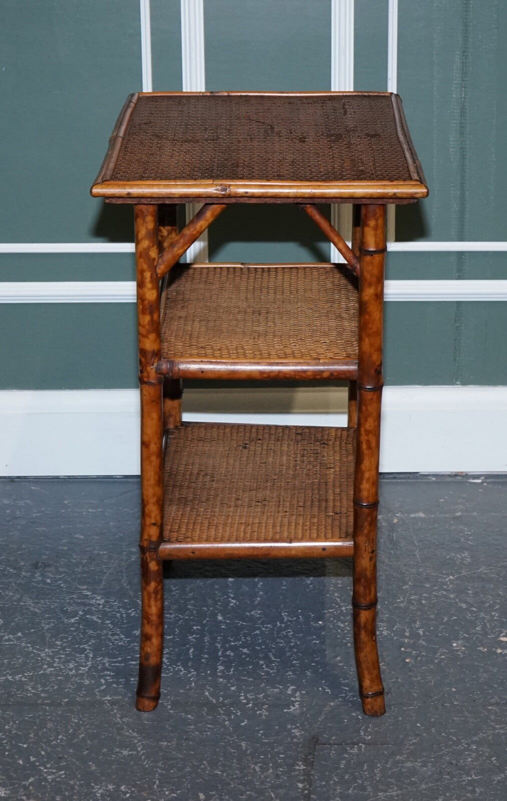 ANTIQUE ENGLISH BURNT BAMBOO THREE TIER SIDE END LAMP TABLE