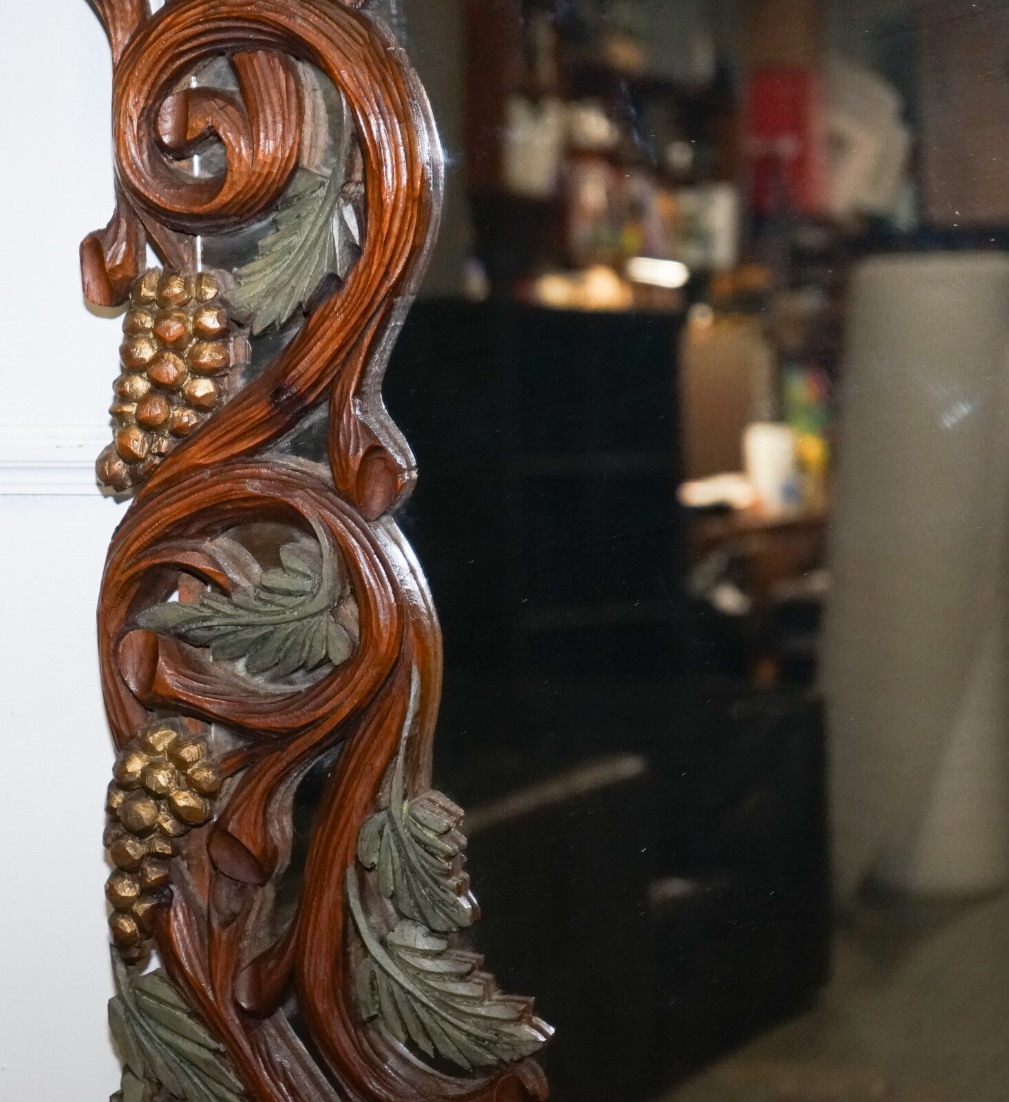 VINTAGE BLACK FORREST STYLE HEAVILY CARVED WOODEN WALL MIRROR VERY DECORATIVE