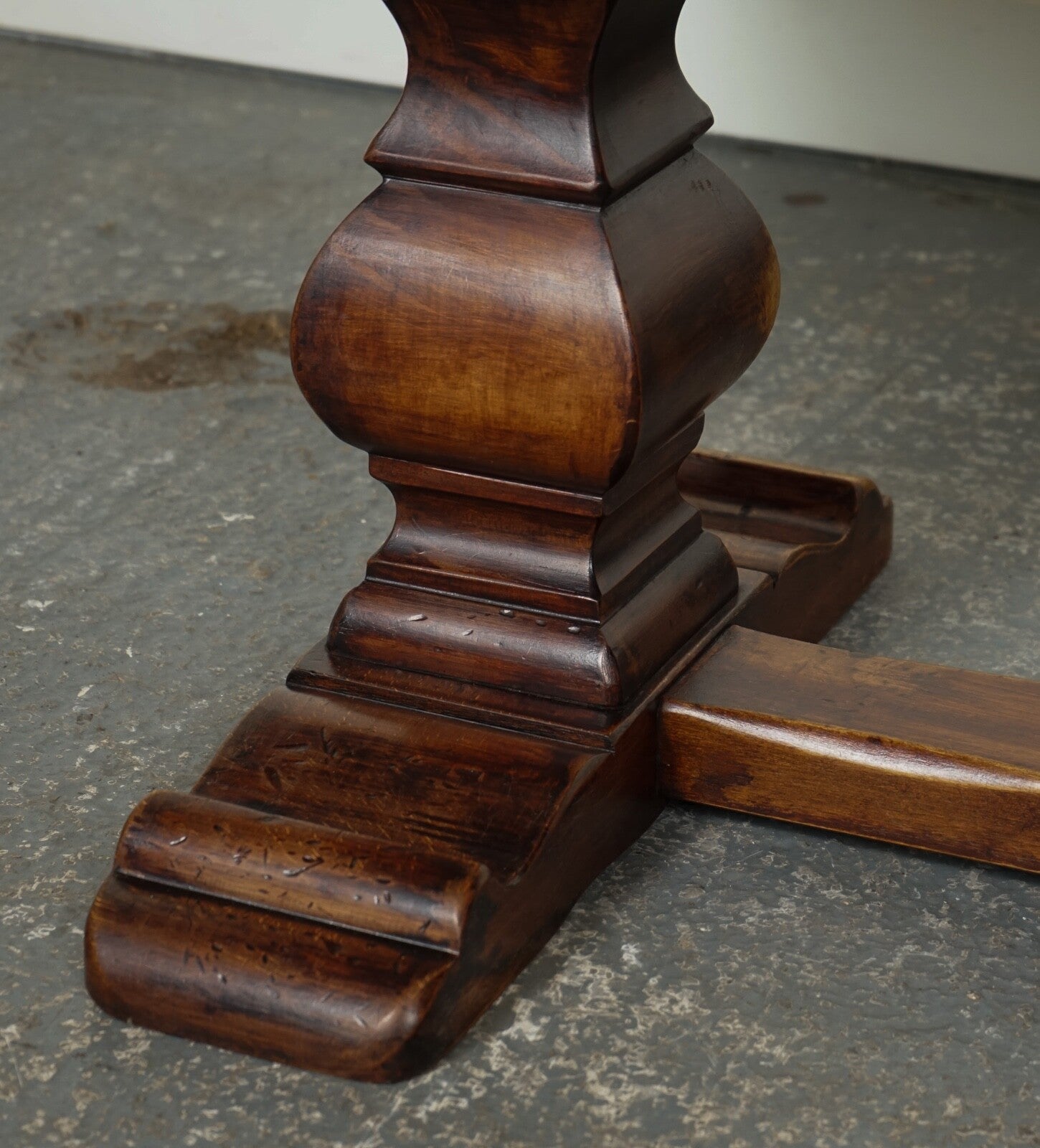 VINTAGE REFECTORY ROBERT MOUSEMAN THOMPSON STYLE DAZED OAK COFFEE TABLE J1