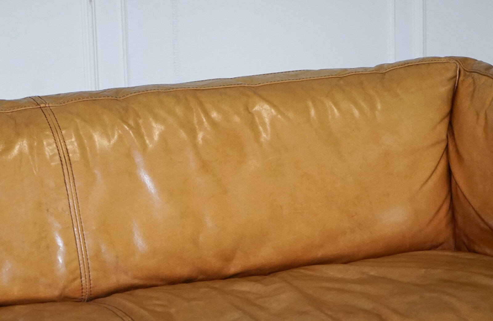 VERY COMFORTABLE CONTEMPORARY HALO GROUCHO BROWN TAN LEATHER TWO TO THREE SOFA