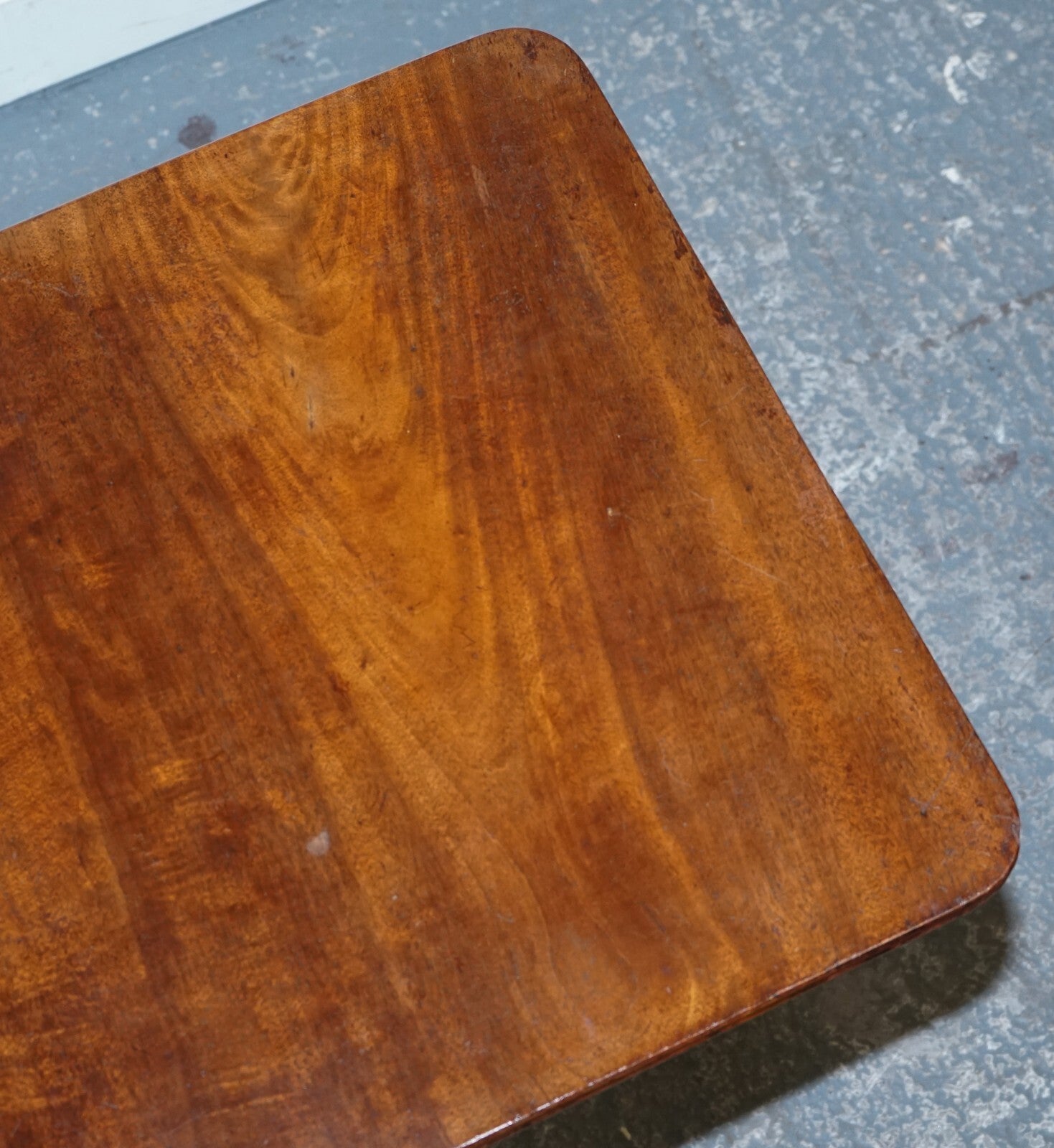 ANTIQUE 19TH CENTURY ENGLISH OAK RECTANGLE TRIPOD TILT TOP TABLE