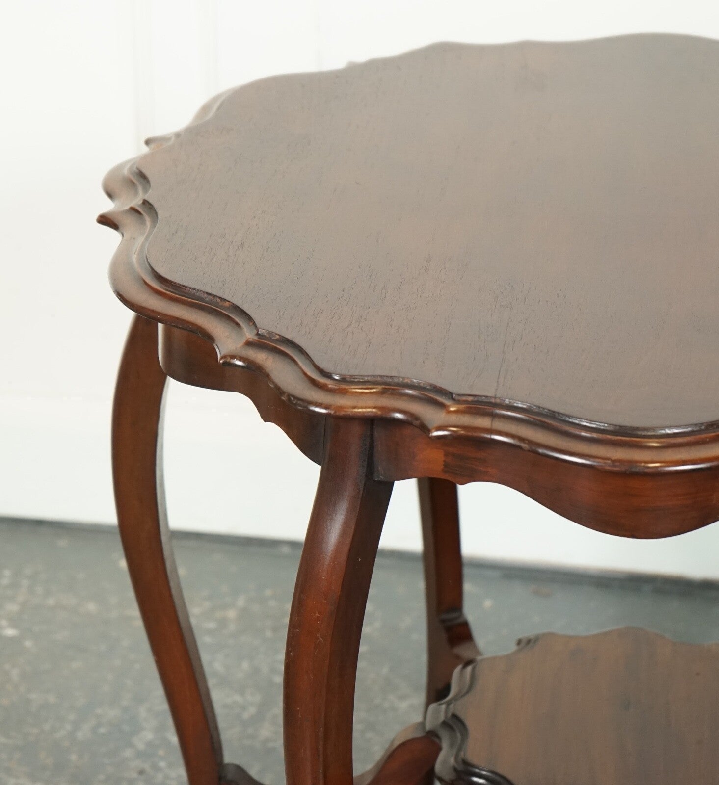 EDWARDIAN WALNUT SIDE END OCCASIONAL CENTRE TABLE J1