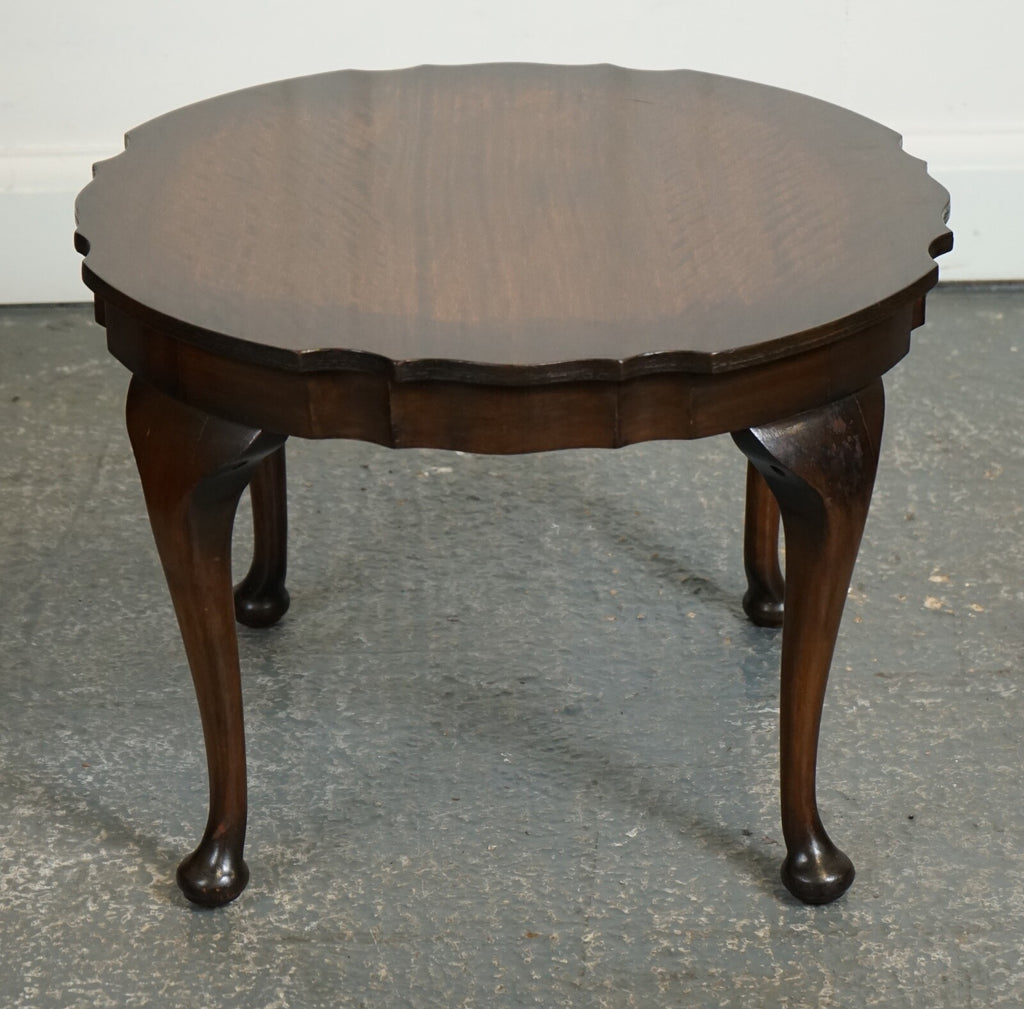 LOVELY SMALL PIE CRUST SHAPED EDGES HARDWOOD SIDE TABLE J1