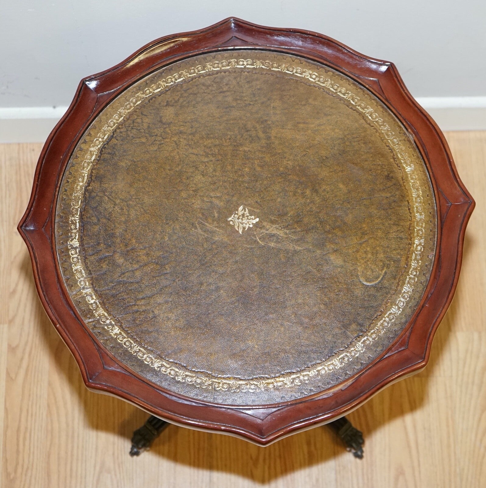 STUNNING VINTAGE BROWN LEATHER PLANT/WINE TRIPOD STAND ON PAW FEET WITH CASTORS