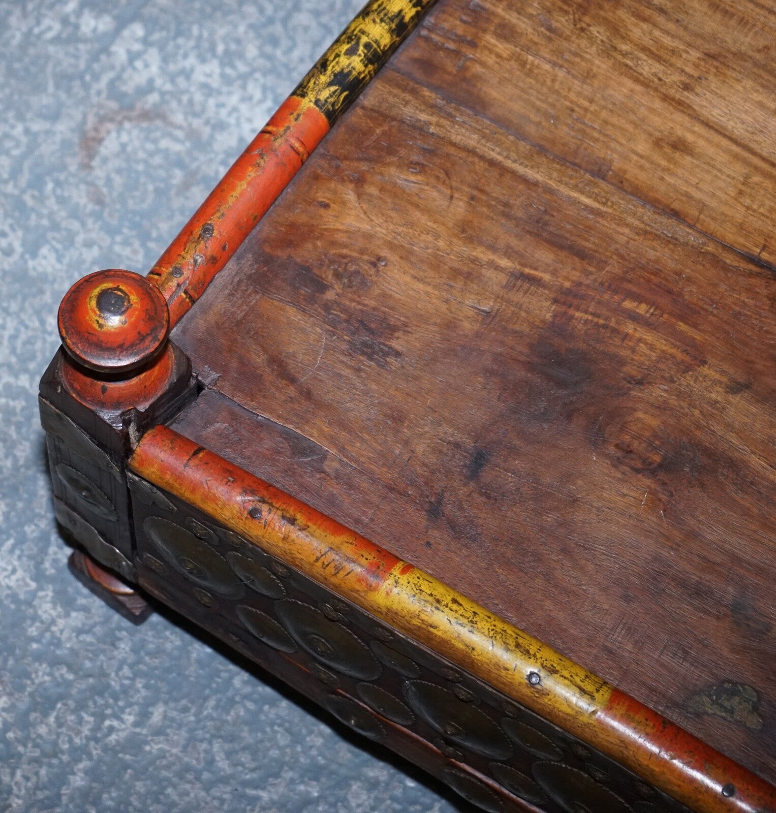 ANTIQUE PRIMITIVE ORIENTAL ASIAN SIDE TABLES HAND PAINTED VERY DECORATIVE