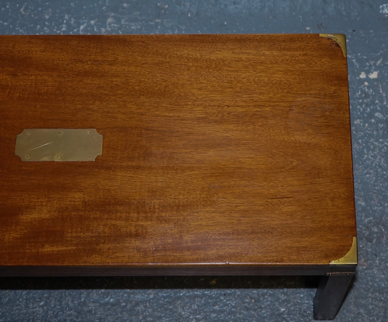 VINTAGE HARRODS REH KENNEDY MILiTARY CAMPAIGN COFFEE TABLE BRASS FITTINGS