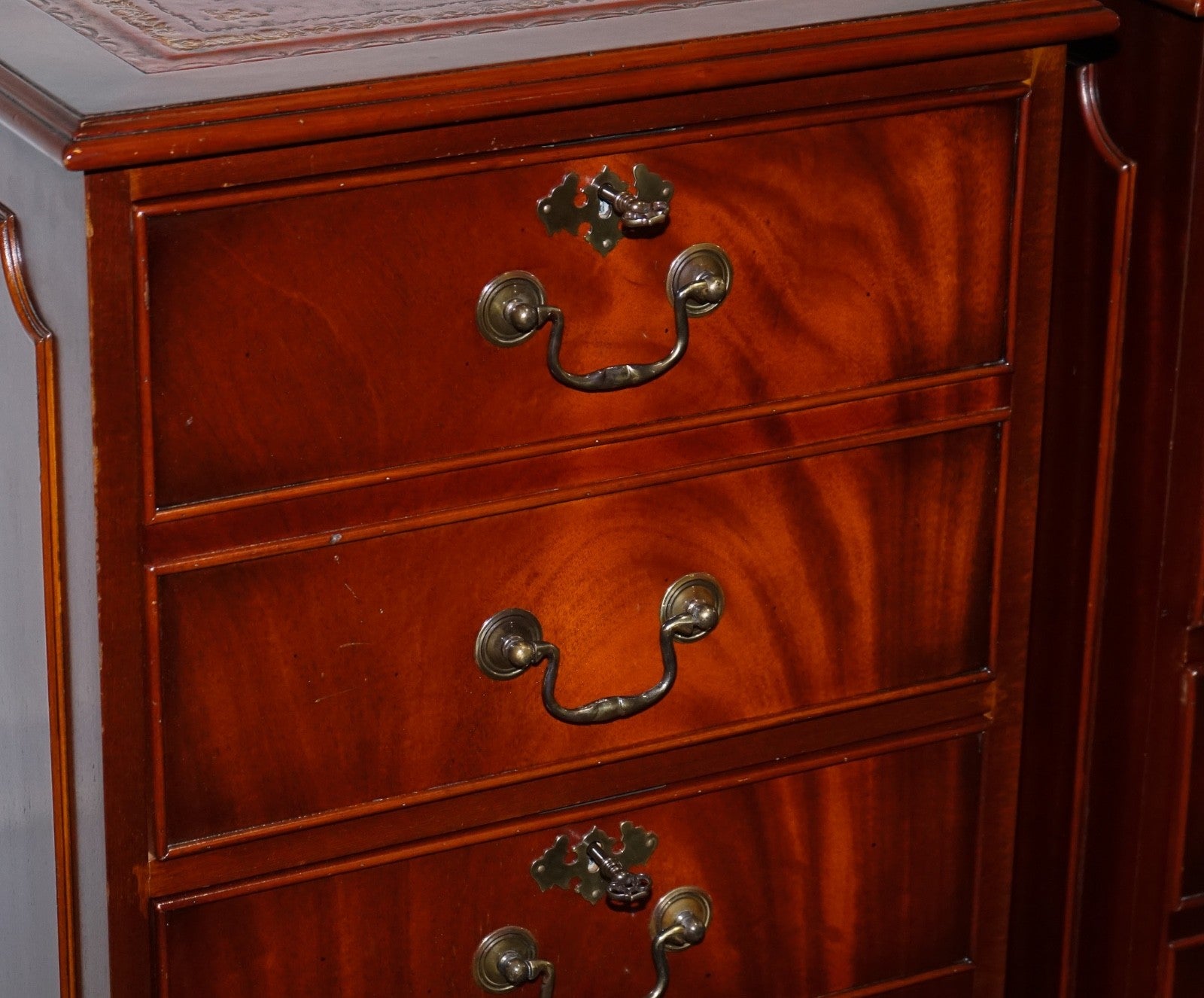 PAIR OF FILLING CABINETS BURGUNDY LEATHER GOLD EMBOSSED TOP 3 SPACIOUS DRAWERS