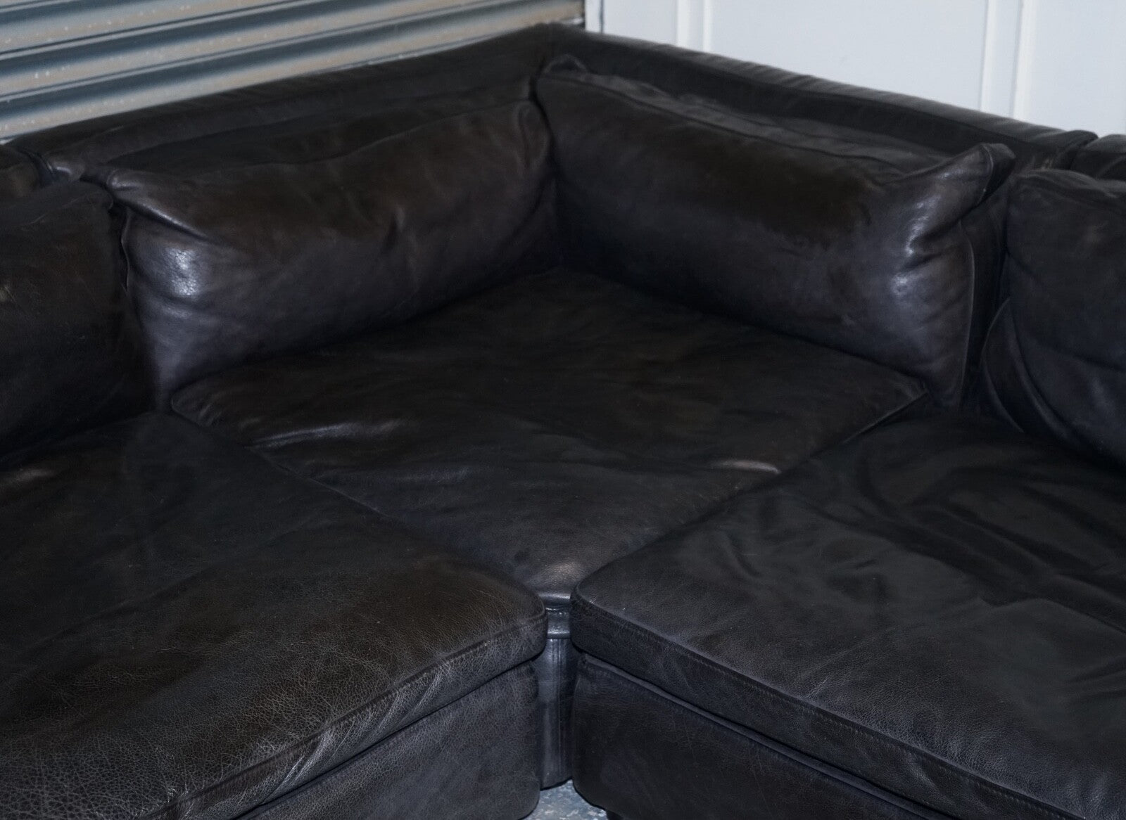 TIMOTHY OULTON ZENNA SECTIONAL GREY LEATHER SOFA FEATHER FILLED CUSHION RRP £10K